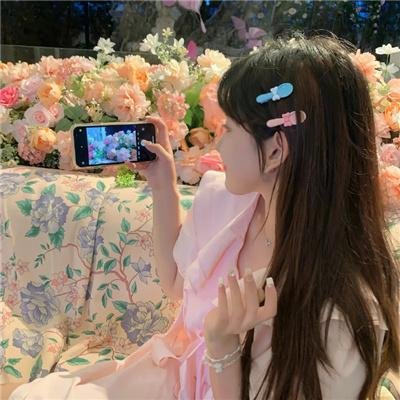 抱着黄金飞翔