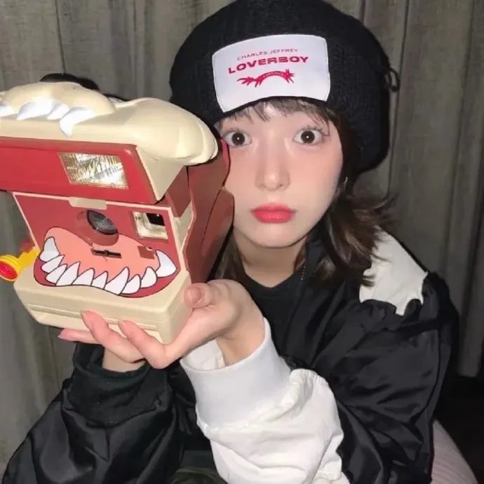 草裙春色